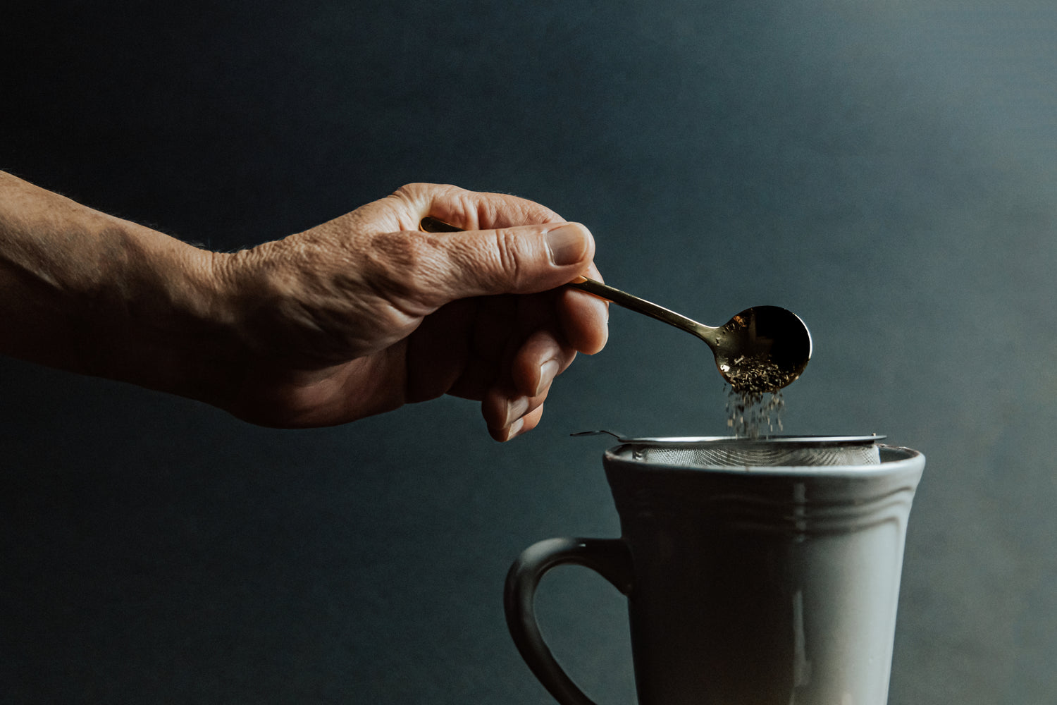 tasse de thé confectionnée avec des ingrédients pour bubble tea via boba pro